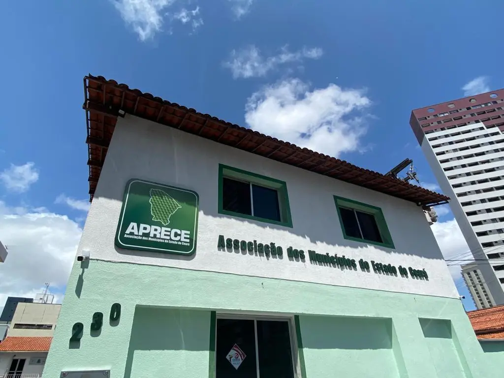 Foto da sede da Aprece, em Fortaleza.