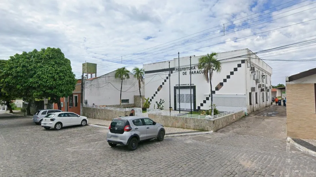 MP do Ceará e a Prefeitura de Paracuru firmaram acordo em agosto de 2025 para a realização de concurso para cargos efetivos.