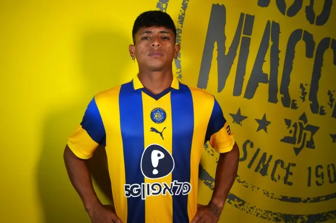 Kervin Andrade em ação pelo Maccabi Tel Aviv-ISR