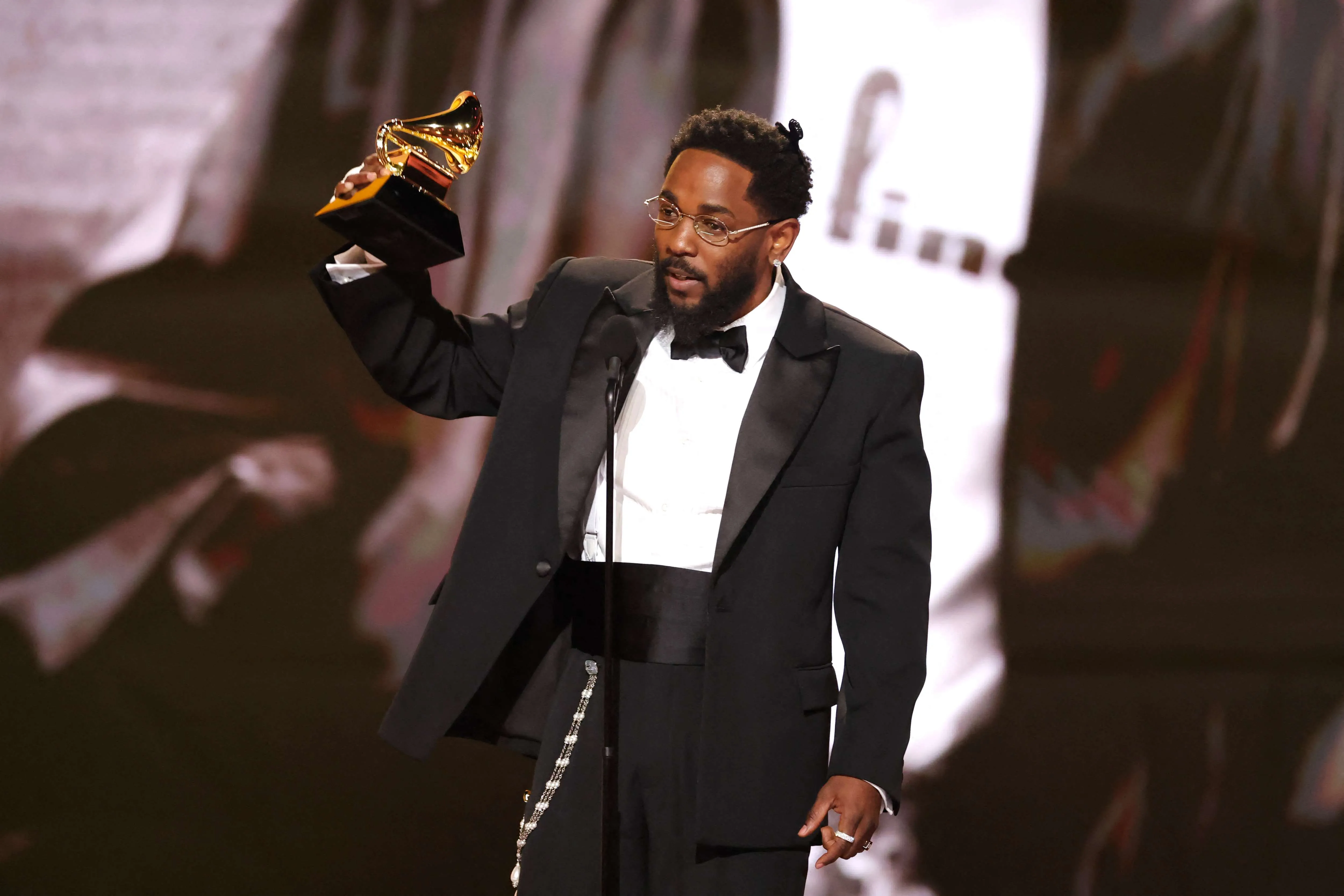 Ao todo, Kendrick Lamar acumula 26 gramofones.