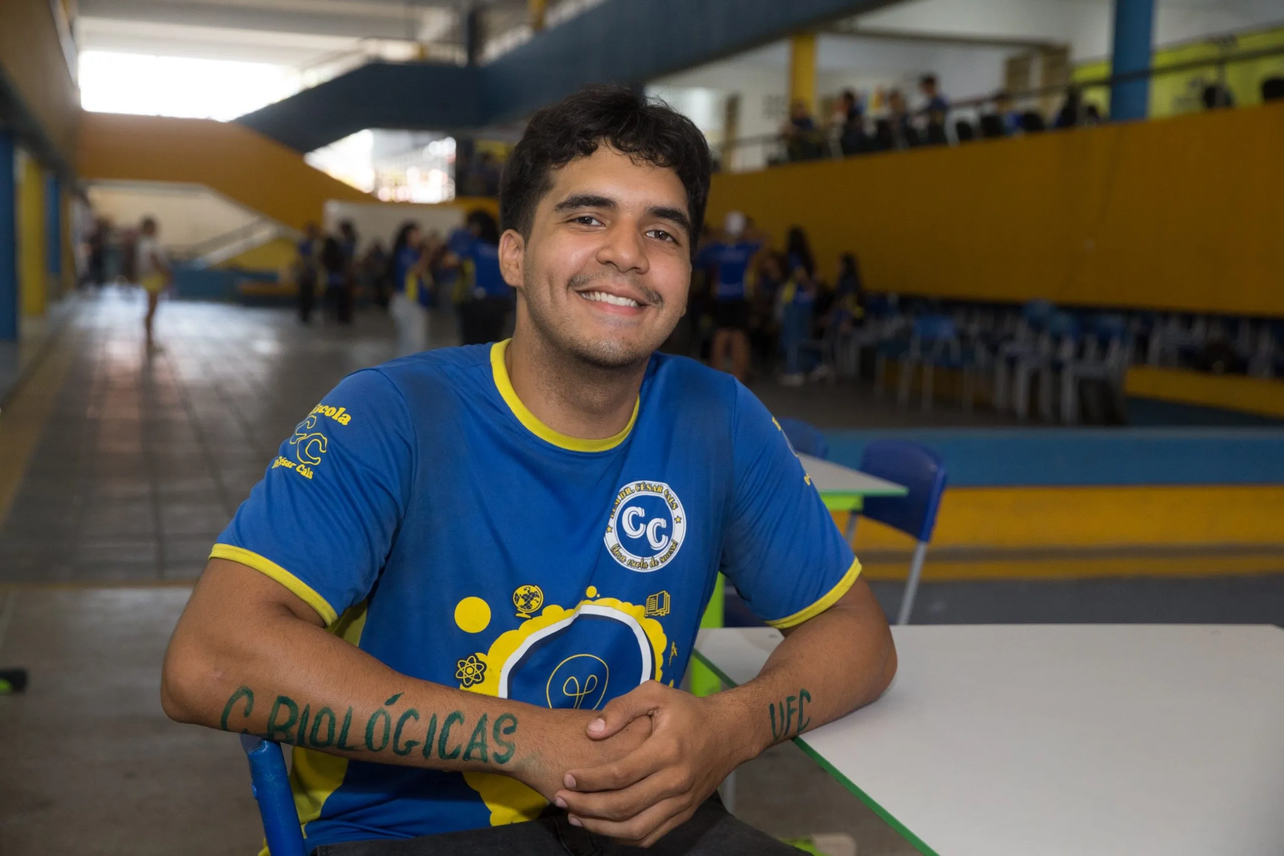 Durante o Ensino Médio, Davi foi professor de reforço de Biologia para a prova da Uece, ajudando os colegas na preparação para o exame.