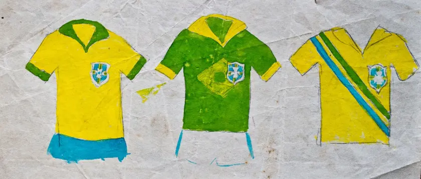 Uniforme Amarelo desenhado