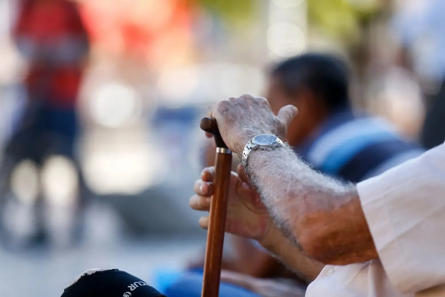 A OMS estima que 1 em cada 9 homens e 1 em cada 12 mulheres morrerão em decorrência da doença até 2050.