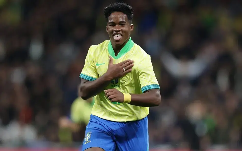 Endrick em ação pela Seleção Brasileira