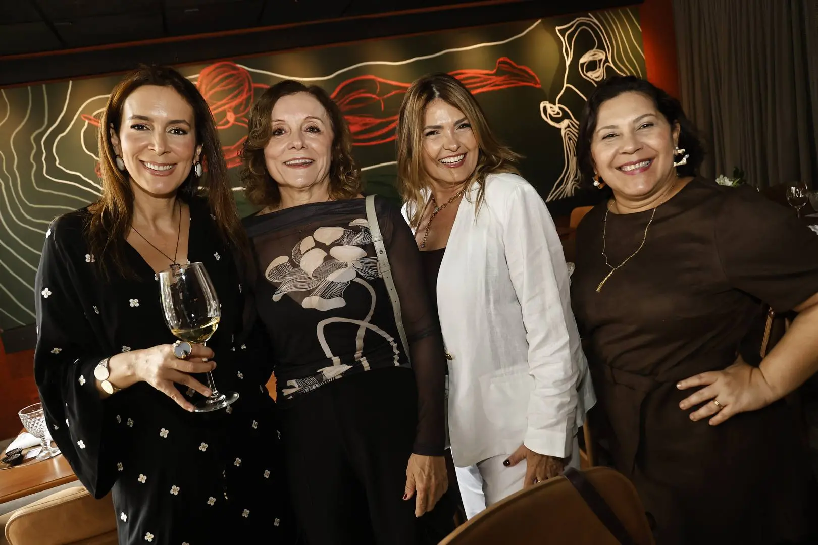 Gisele Studart, Inês Almeida, Eveline Veloso e Beth Lima