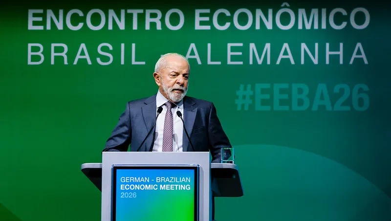 Na Alemanha, Lula declarou que pode adotar princípio da reciprocidade em relação com os EUA.