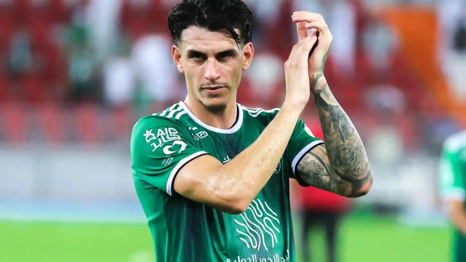 Ibañez em ação pelo Al-Ahli