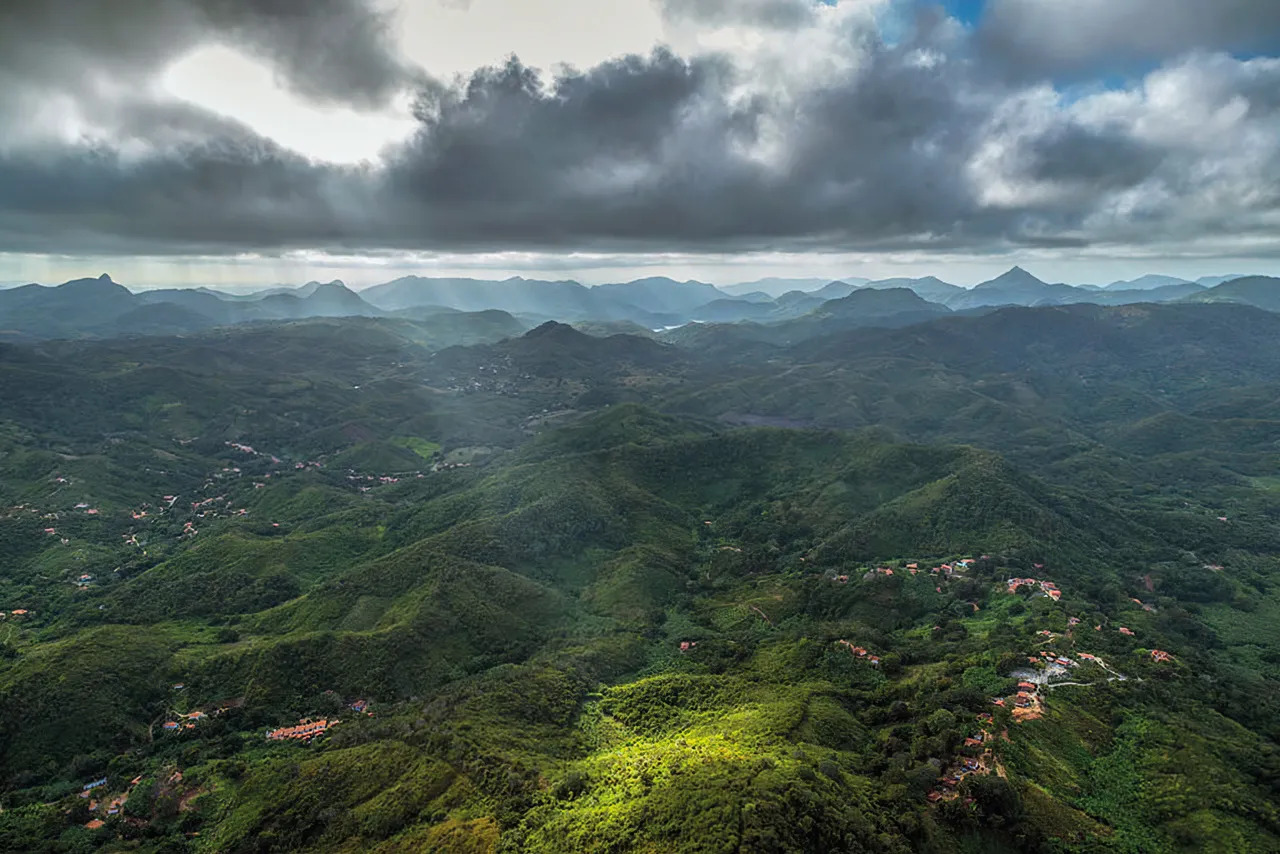 Caracterizada por uma vegetação de Mata Atlântica, a APA do Maciço de Baturité tem uma área de 32.690 hectares.