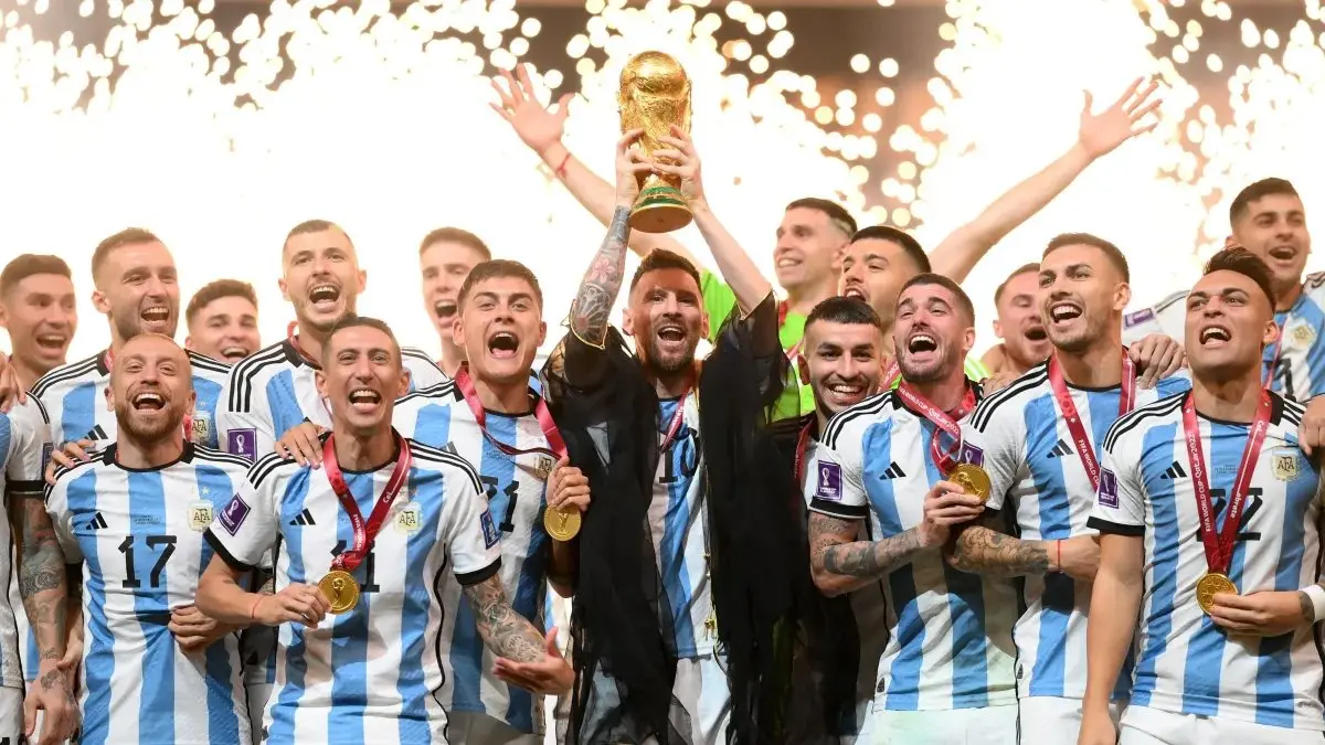 Atletas da seleção da Argentina celebram título da Copa do Mundo de 2022