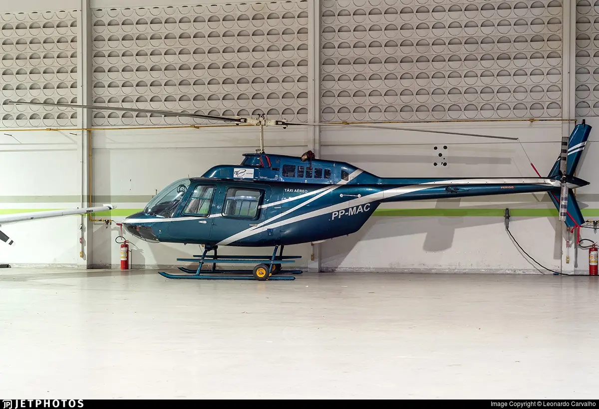 Bell 206B Jet Ranger.