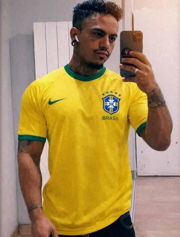 Tatuador Jardel Lima mantém uma boa relação com os jogadores