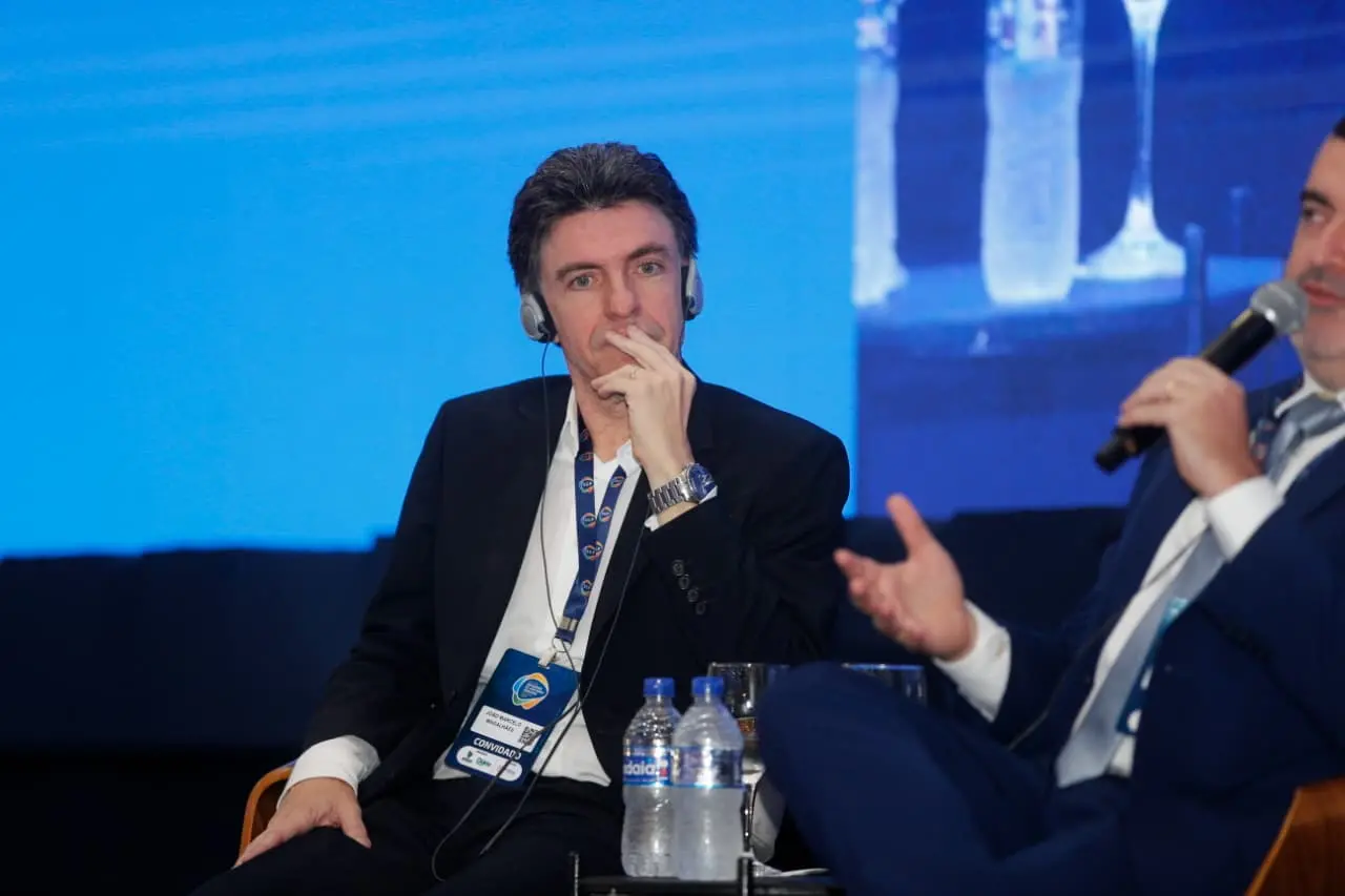 Foto de João Marcelo Magalhães no Seminário de Gestores Públicos 2026.