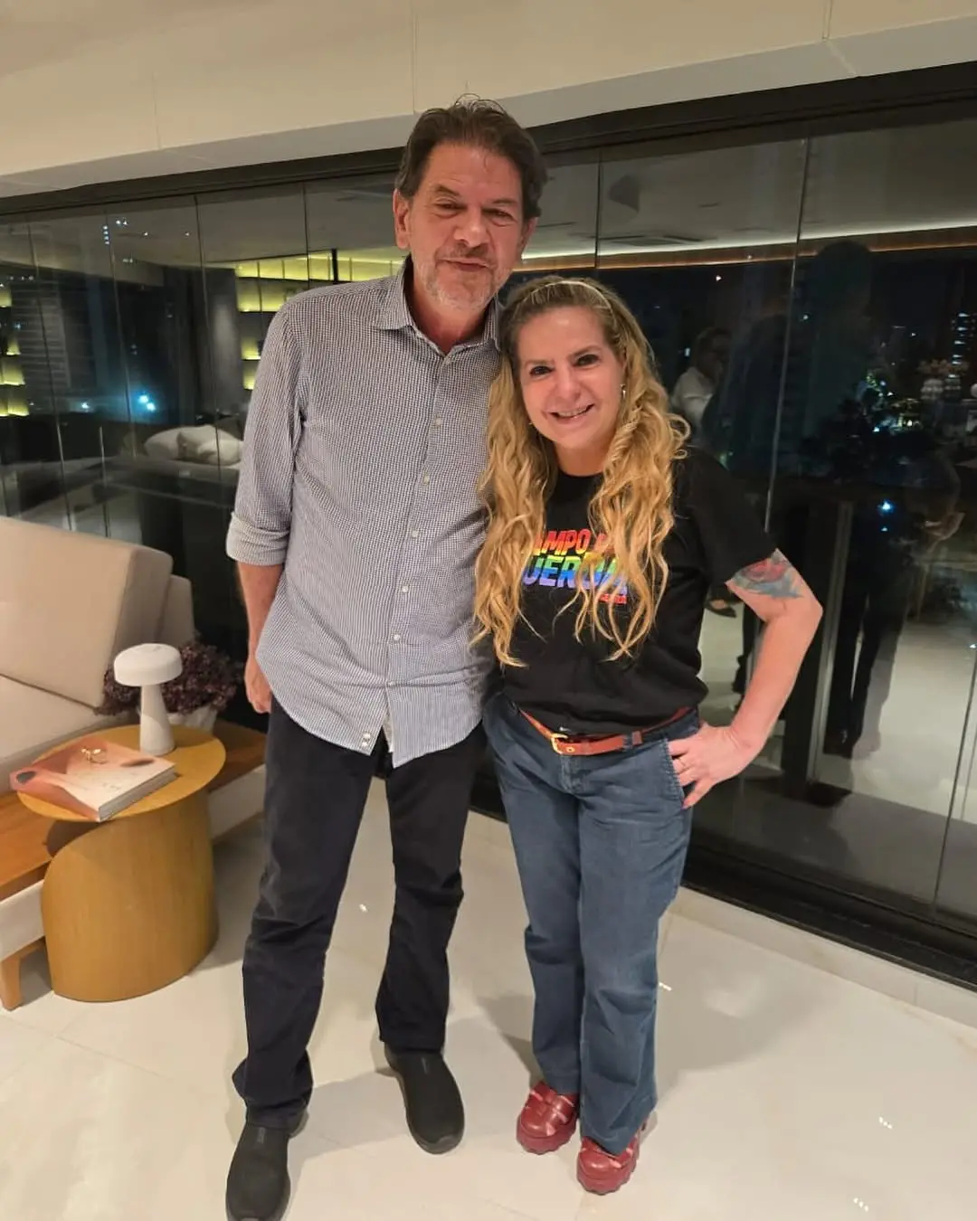 Foto de Luizianne Lins junto com Cid Gomes.