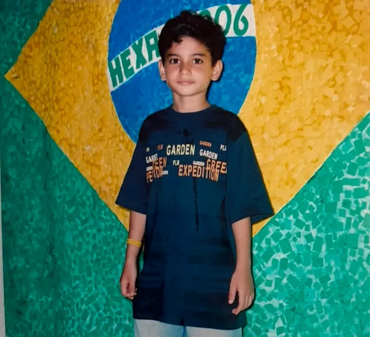 Felipe conta que a Copa de 2006 é o primeiro torneio que ele tem lembranças de se reunir com a família para torcer pelo Brasil. 