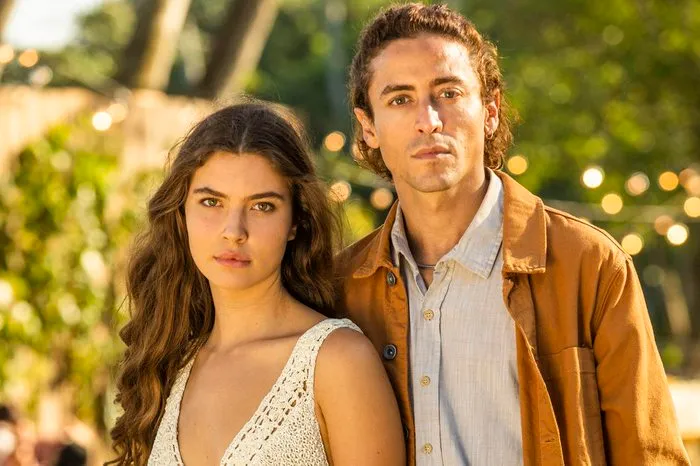 Alanis Guillen e Jesuíta Barbosa interpretaram Juma e Jove no remake de 