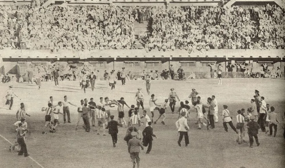 A final da Copa América de 1946 foi interrompida por uma batalha campal