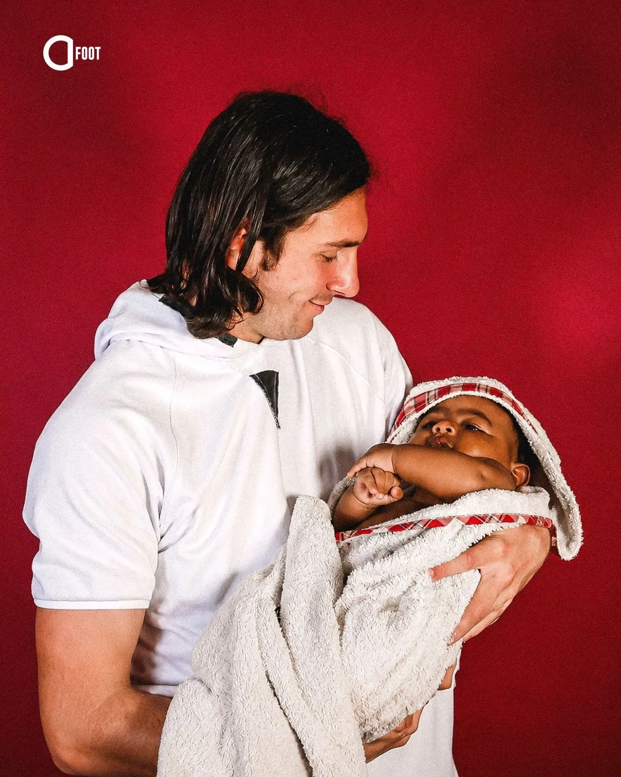 O destino uniu Messi e Yamal em uma fotografia para a criação de um calendário beneficente
