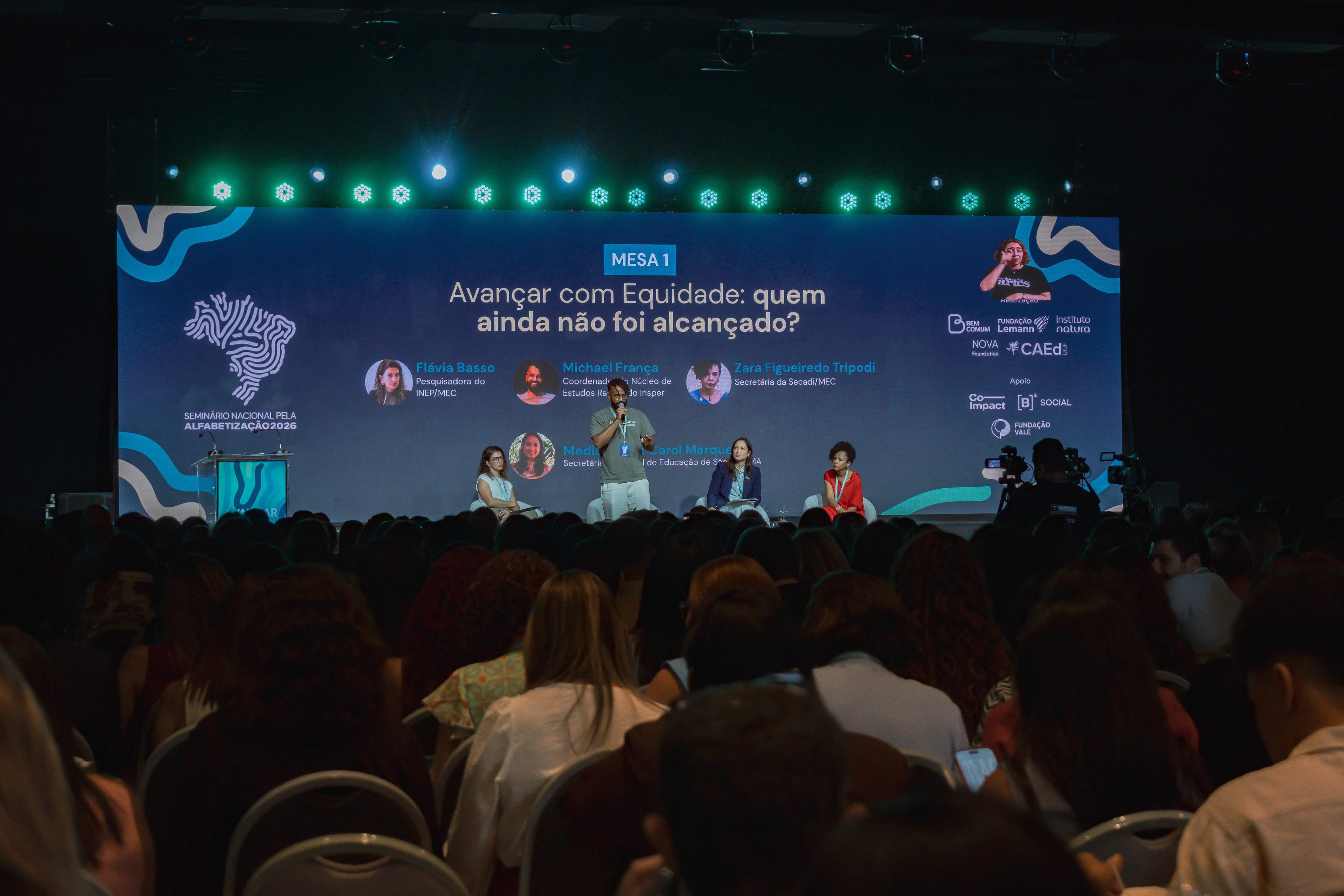 Evento reuniu pesquisadores e profissionais da educação de todo o país em Fortaleza.