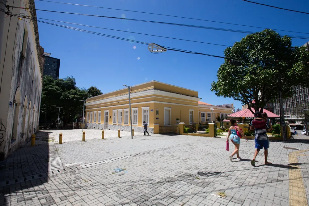 Historiador defende estímulo ao movimento em outras ruas do Centro para além das já habituais.