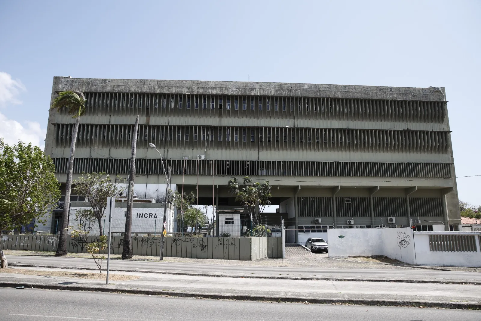 Prédio do Incra fica próximo ao bairro.