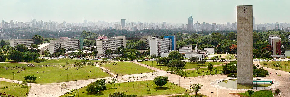 A Universidade adotou o Enem-USP: um edital específico que permite o uso da nota do Exame Nacional do Ensino Médio para pleitear o ingresso, também gerido pela Fuvest.