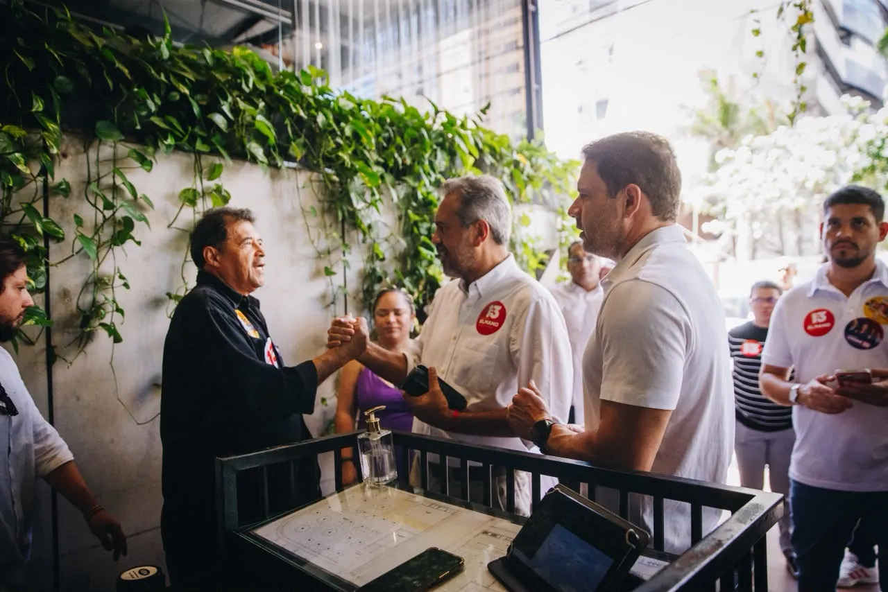 Elmano participou do encontro com vereadores e suplentes da Capital nesta quarta-feira (16).