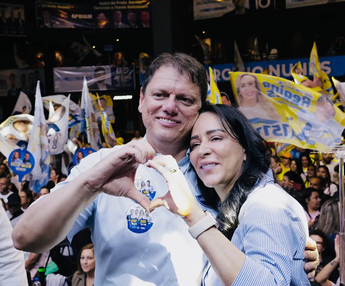 Cristiane participou de atividades ao longo da campanha de Tarcísio.