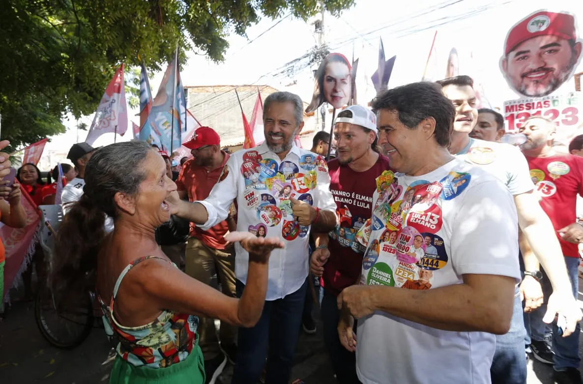 Agendas de rua devem ser intensificadas, segundo Elmano de Freitas.