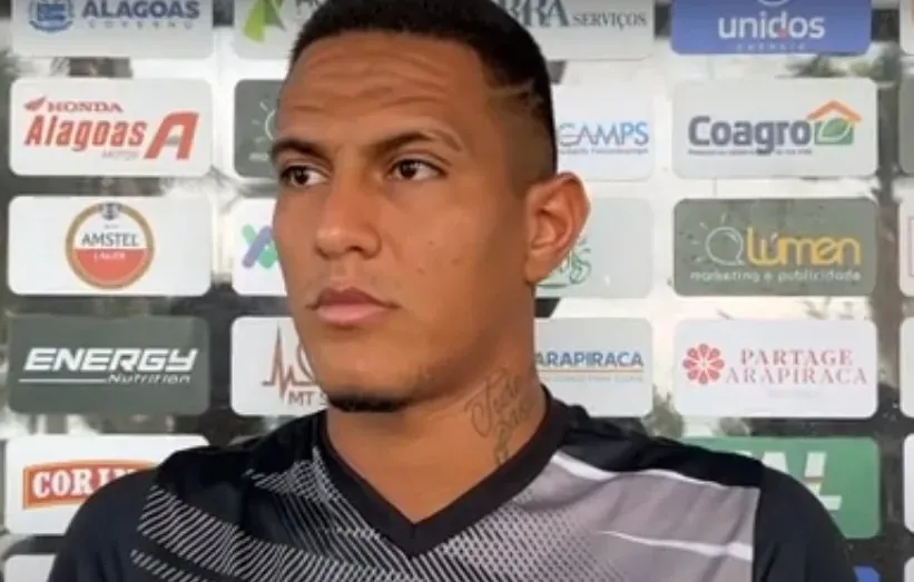 Roni Lobo durante entrevista coletiva