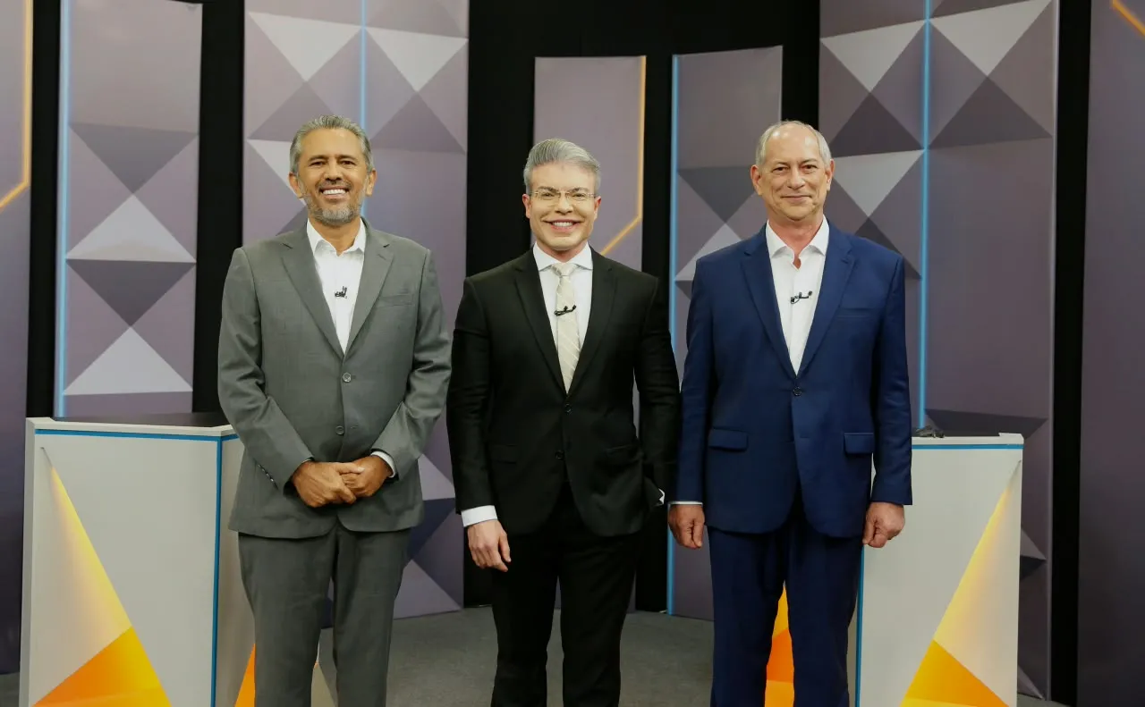 O debate foi promovido pela TV Verdes Mares.