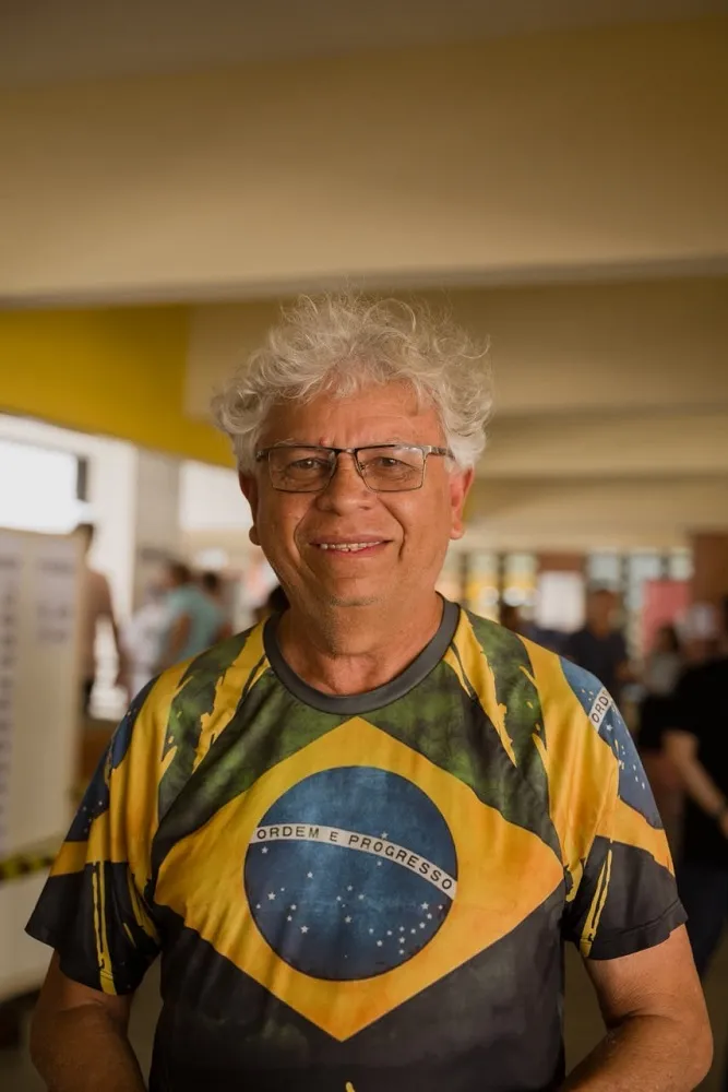 Aos 65, Iberê de Carvalho ainda está na idade em que o voto é obrigatório, e pretende seguir votando.