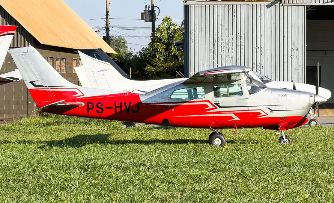 Aeronave PS-HVJ não tinha autorização para decolar por conta de avarias.