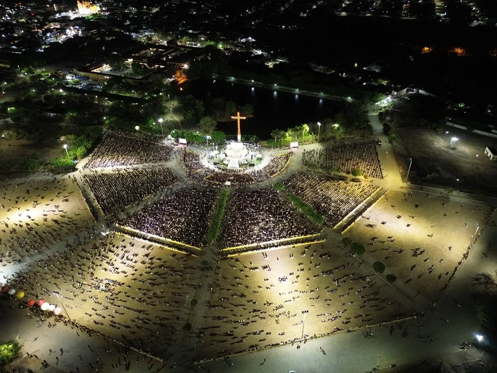 Neste ano, festejos aconteceram em 17 de outubro devido às eleições.
