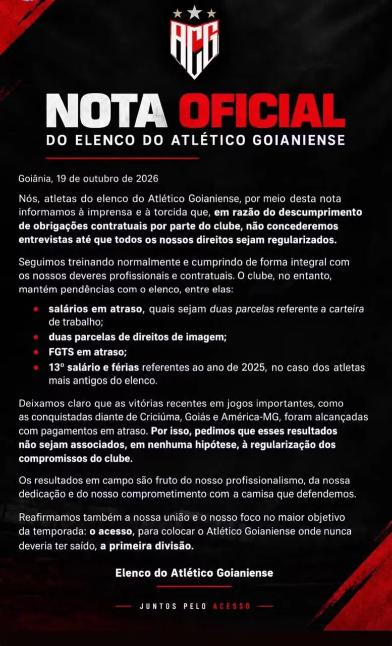 O elenco do Atlético-GO alega um atraso de dois meses da folha salarial
