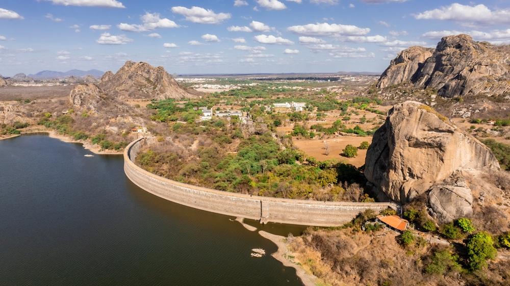 Açude do Cedro é a primeira barragem pública do Brasil.