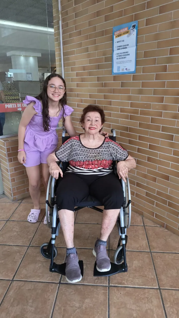 Mirian Costa Lima foi votar no Círculo Militar.