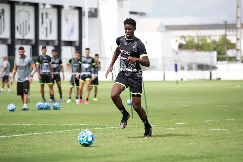 Imagem da notícia Ceará exalta convocação de Jonathan Jesus para a Seleção Brasileira